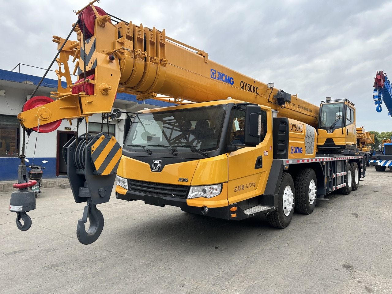 XCMG qy50kc xct55 qy55kc 50ton 55 ton 70 ton 85 ton 90 ton 100 ton 110 ton 130 ton truck crane - Autodizalica: slika XCMG qy50kc xct55 qy55kc 50ton 55 ton 70 ton 85 ton 90 ton 100 ton 110 ton 130 ton truck crane - Autodizalica XCMG qy50kc xct55 qy55kc 50ton 55 ton 70 ton 85 ton 90 ton 100 ton 110 ton 130 ton truck crane - Autodizalica: slika XCMG qy50kc xct55 qy55kc 50ton 55 ton 70 ton 85 ton 90 ton 100 ton 110 ton 130 ton truck crane - Autodizalica