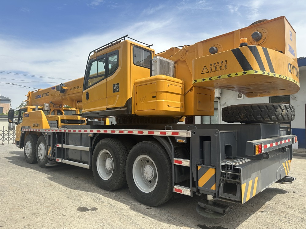 XCMG qy70kc xct75 qy75kc 70ton 75 ton 80 ton 85 ton 90 ton 100 ton 110 ton 130 ton truck crane - Autodizalica: slika XCMG qy70kc xct75 qy75kc 70ton 75 ton 80 ton 85 ton 90 ton 100 ton 110 ton 130 ton truck crane - Autodizalica XCMG qy70kc xct75 qy75kc 70ton 75 ton 80 ton 85 ton 90 ton 100 ton 110 ton 130 ton truck crane - Autodizalica: slika XCMG qy70kc xct75 qy75kc 70ton 75 ton 80 ton 85 ton 90 ton 100 ton 110 ton 130 ton truck crane - Autodizalica