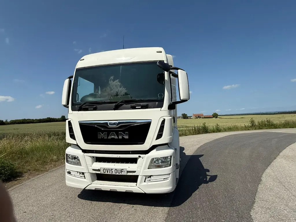 MAN TGS 26.440 6x2 (OUF) - Tegljač: slika MAN TGS 26.440 6x2 (OUF) - Tegljač MAN TGS 26.440 6x2 (OUF) - Tegljač: slika MAN TGS 26.440 6x2 (OUF) - Tegljač