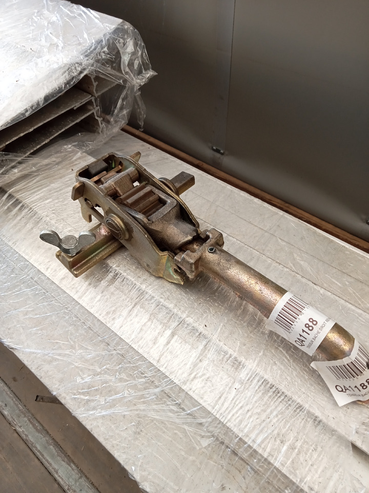 Trouillet TENDEUR BACHE DROIT + GAUCHE REHAUSSABLE - Rezervni dijelovi: slika Trouillet TENDEUR BACHE DROIT + GAUCHE REHAUSSABLE - Rezervni dijelovi Trouillet TENDEUR BACHE DROIT + GAUCHE REHAUSSABLE - Rezervni dijelovi: slika Trouillet TENDEUR BACHE DROIT + GAUCHE REHAUSSABLE - Rezervni dijelovi