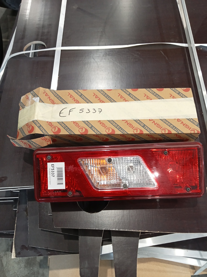 Trouillet FEU ARRIERE GAUCHE TRANSIT - Stražnja svjetla: slika Trouillet FEU ARRIERE GAUCHE TRANSIT - Stražnja svjetla Trouillet FEU ARRIERE GAUCHE TRANSIT - Stražnja svjetla: slika Trouillet FEU ARRIERE GAUCHE TRANSIT - Stražnja svjetla