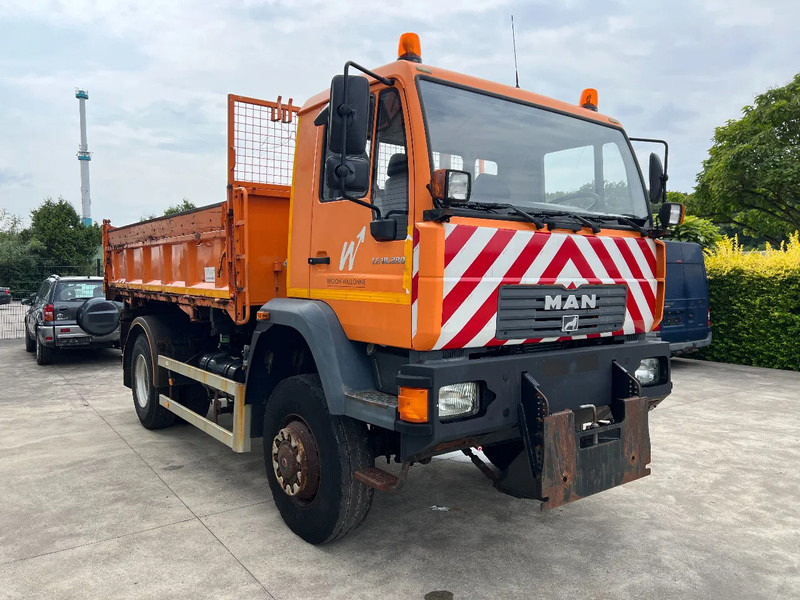 MAN LE 18.280 4x4 - Kiper: slika MAN LE 18.280 4x4 - Kiper MAN LE 18.280 4x4 - Kiper: slika MAN LE 18.280 4x4 - Kiper