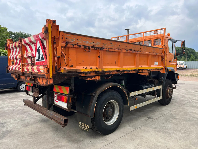 MAN LE 18.280 4x4 - Kiper: slika MAN LE 18.280 4x4 - Kiper MAN LE 18.280 4x4 - Kiper: slika MAN LE 18.280 4x4 - Kiper
