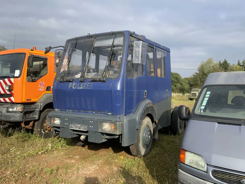 Mercedes-Benz SK 2629 6x6 - Kamion-šasija: slika Mercedes-Benz SK 2629 6x6 - Kamion-šasija Mercedes-Benz SK 2629 6x6 - Kamion-šasija: slika Mercedes-Benz SK 2629 6x6 - Kamion-šasija