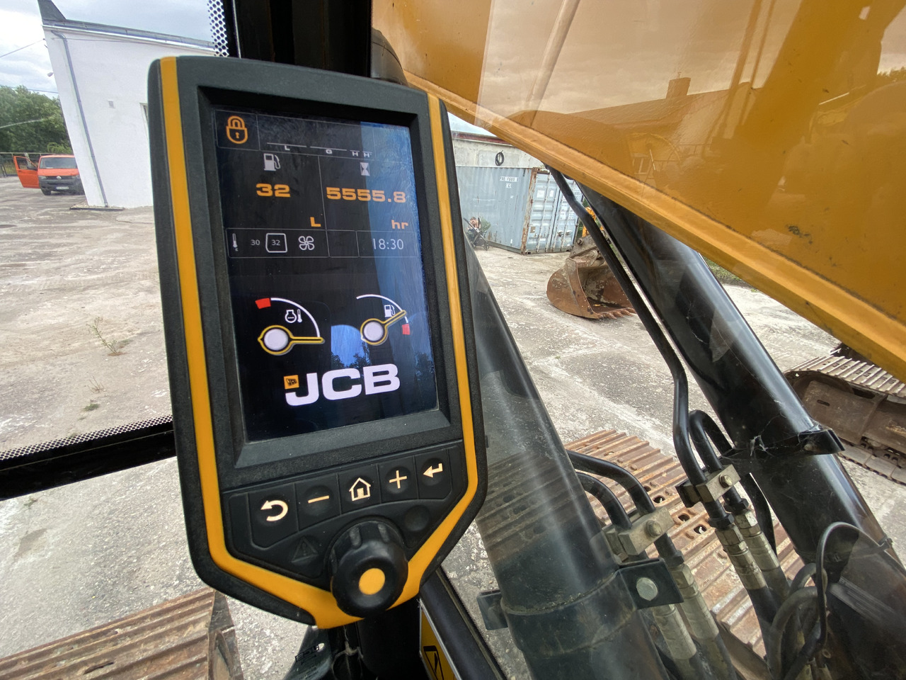 Bager gusjeničar JCB JS 210: slika Bager gusjeničar JCB JS 210 Bager gusjeničar JCB JS 210: slika Bager gusjeničar JCB JS 210