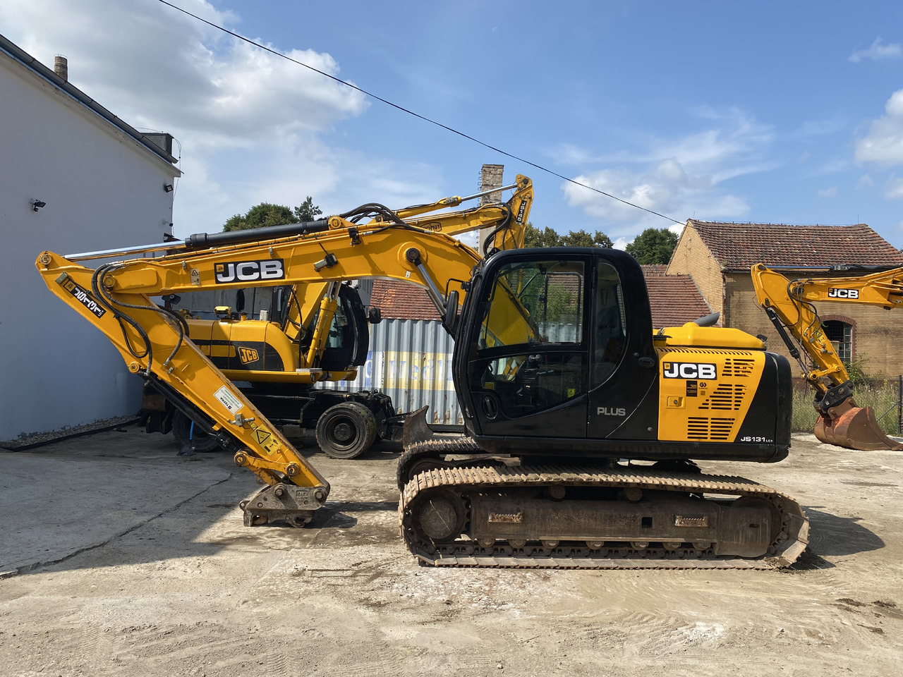 JCB JS131 - Bager gusjeničar: slika JCB JS131 - Bager gusjeničar JCB JS131 - Bager gusjeničar: slika JCB JS131 - Bager gusjeničar