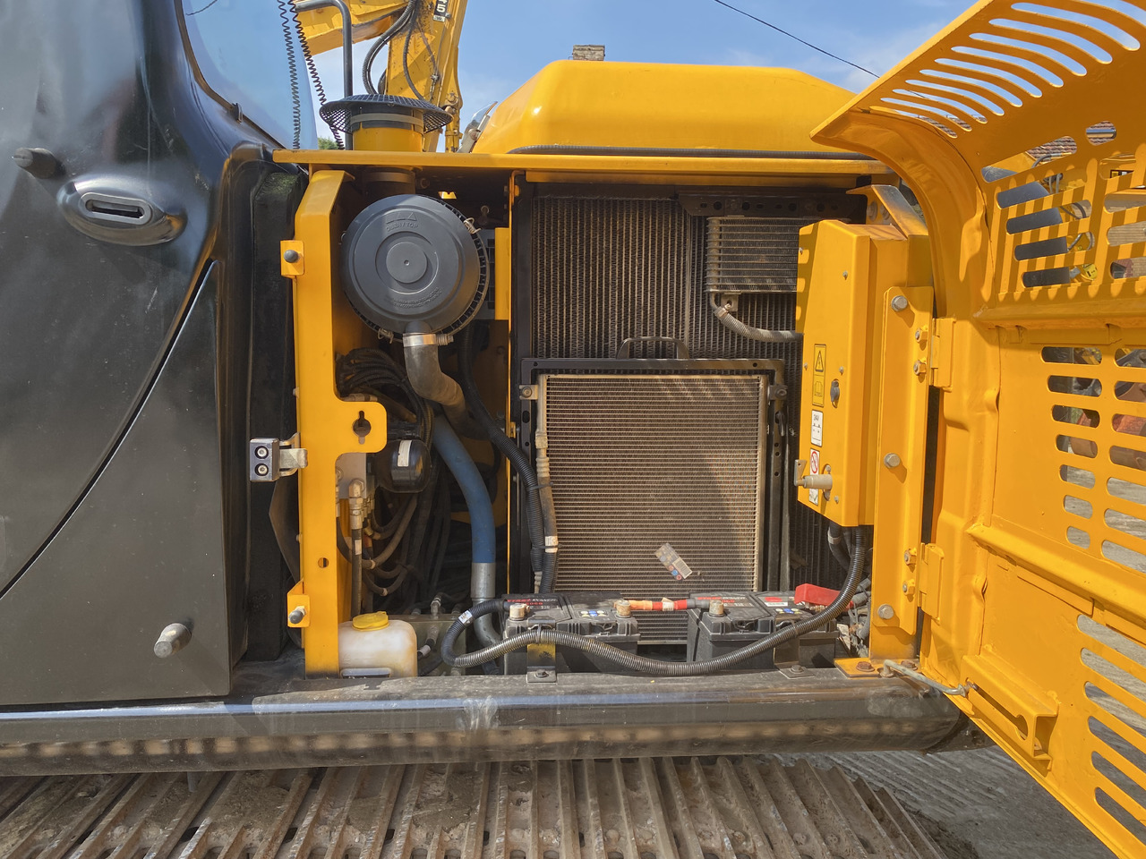 JCB JS131 - Bager gusjeničar: slika JCB JS131 - Bager gusjeničar JCB JS131 - Bager gusjeničar: slika JCB JS131 - Bager gusjeničar