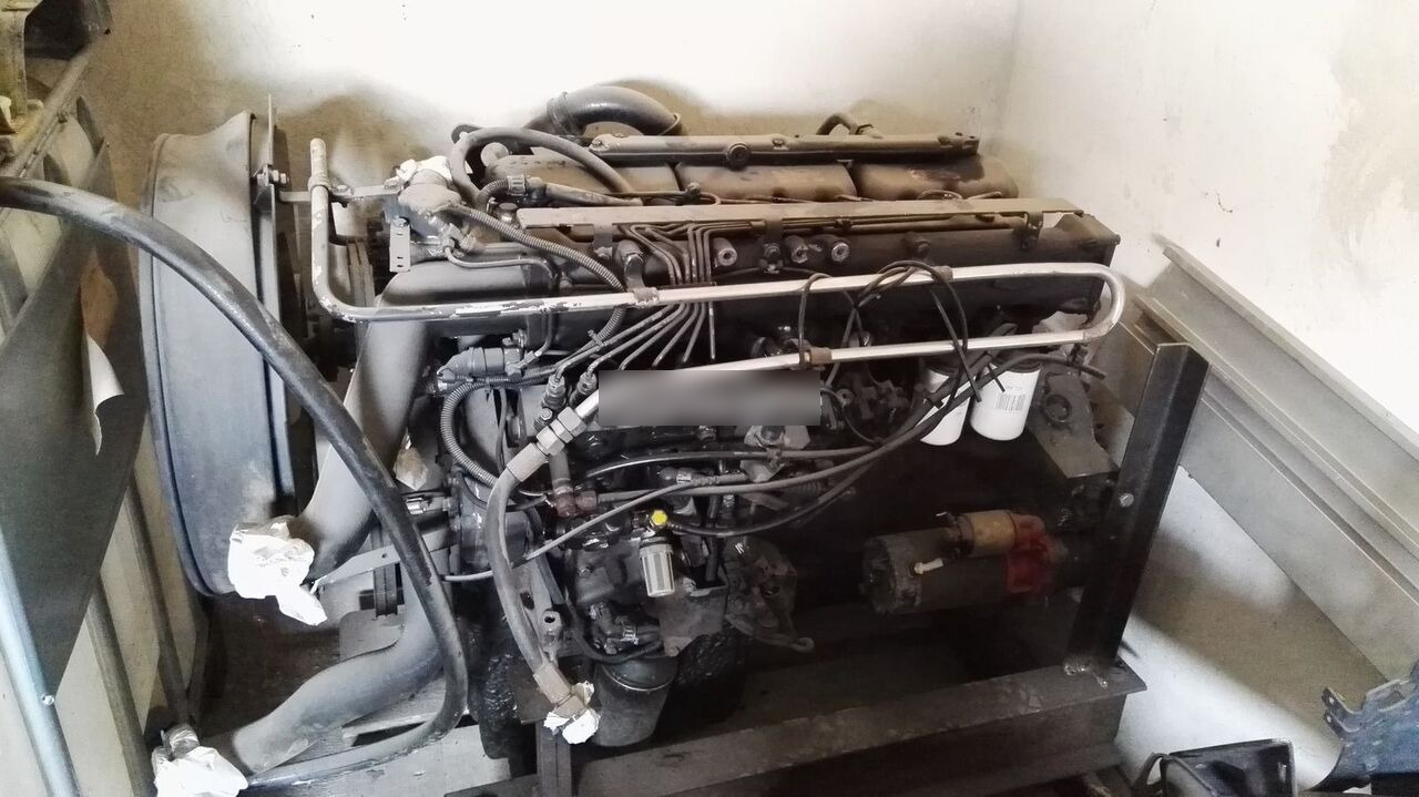 MAN D0826 LF04 MAN M 90 - Motor za Kamion: slika MAN D0826 LF04 MAN M 90 - Motor za Kamion MAN D0826 LF04 MAN M 90 - Motor za Kamion: slika MAN D0826 LF04 MAN M 90 - Motor za Kamion