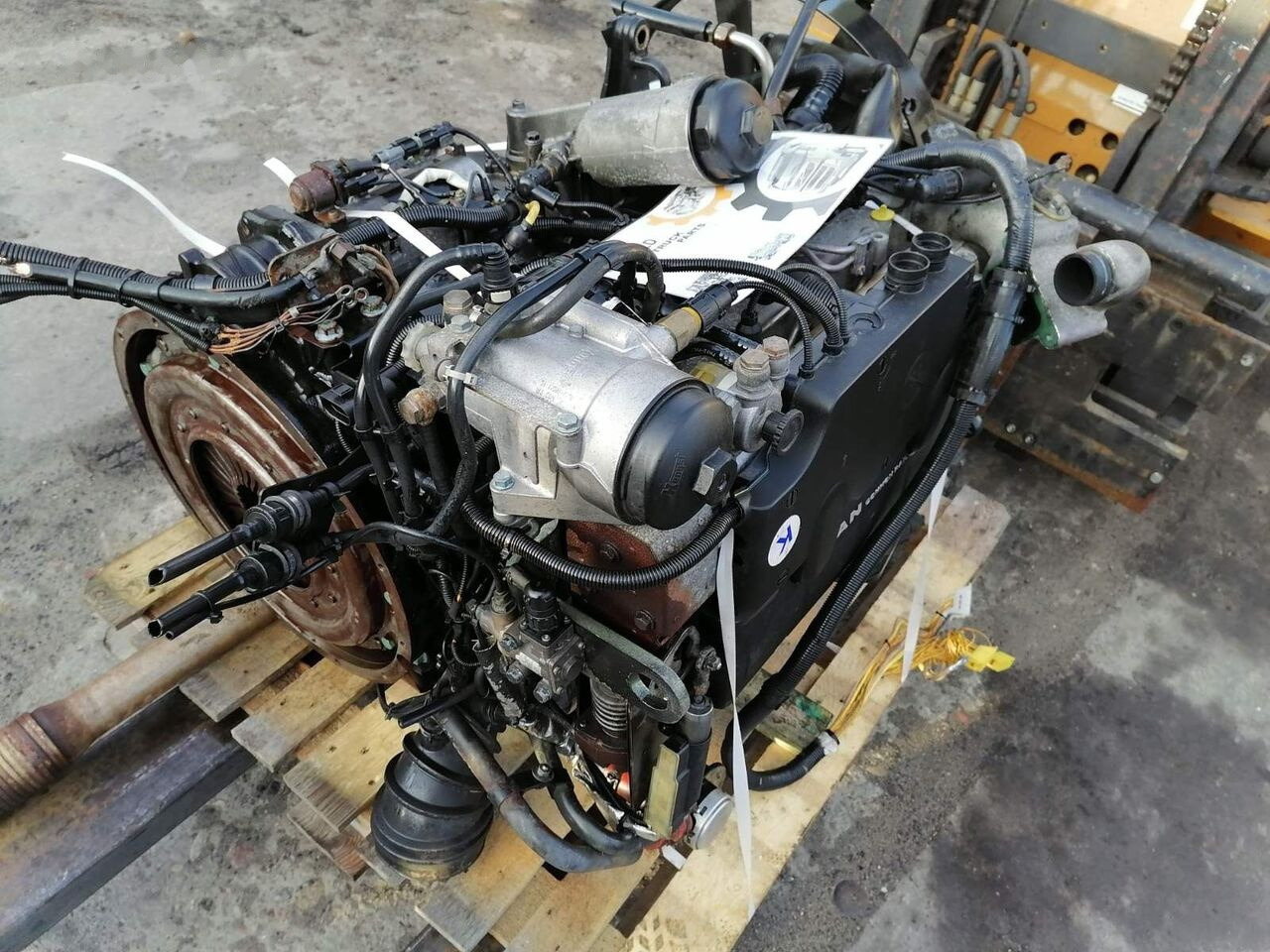 MAN D0834 LFL65 MAN TGL - Motor za Kamion: slika MAN D0834 LFL65 MAN TGL - Motor za Kamion MAN D0834 LFL65 MAN TGL - Motor za Kamion: slika MAN D0834 LFL65 MAN TGL - Motor za Kamion