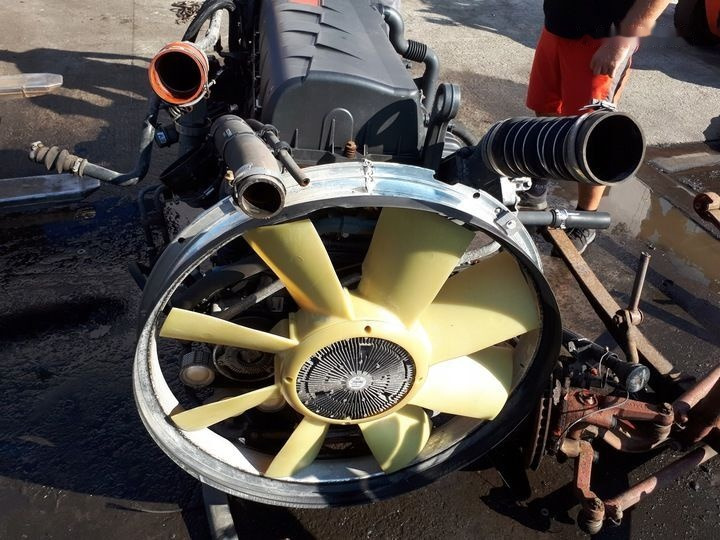 Renault DXI13 480 EURO 5 EEV truck - Motor za Kamion: slika Renault DXI13 480 EURO 5 EEV truck - Motor za Kamion Renault DXI13 480 EURO 5 EEV truck - Motor za Kamion: slika Renault DXI13 480 EURO 5 EEV truck - Motor za Kamion