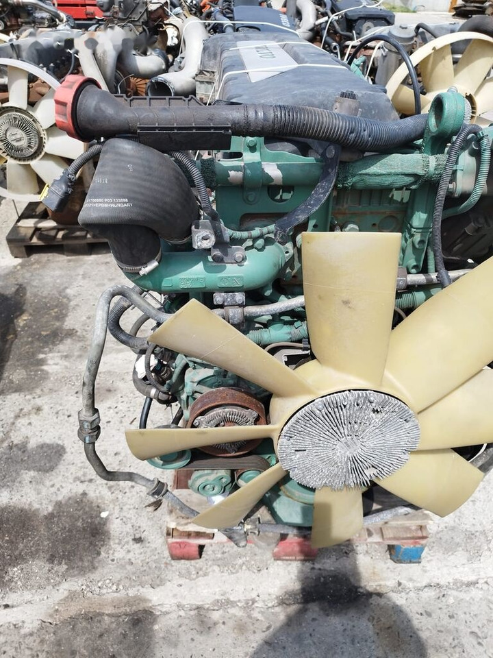 Volvo D13K truck - Motor za Kamion: slika Volvo D13K truck - Motor za Kamion Volvo D13K truck - Motor za Kamion: slika Volvo D13K truck - Motor za Kamion