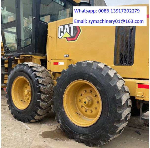 Caterpillar 120K - Grejder: slika Caterpillar 120K - Grejder Caterpillar 120K - Grejder: slika Caterpillar 120K - Grejder