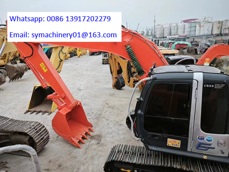 Hitachi ZX210 - Bager gusjeničar: slika Hitachi ZX210 - Bager gusjeničar Hitachi ZX210 - Bager gusjeničar: slika Hitachi ZX210 - Bager gusjeničar
