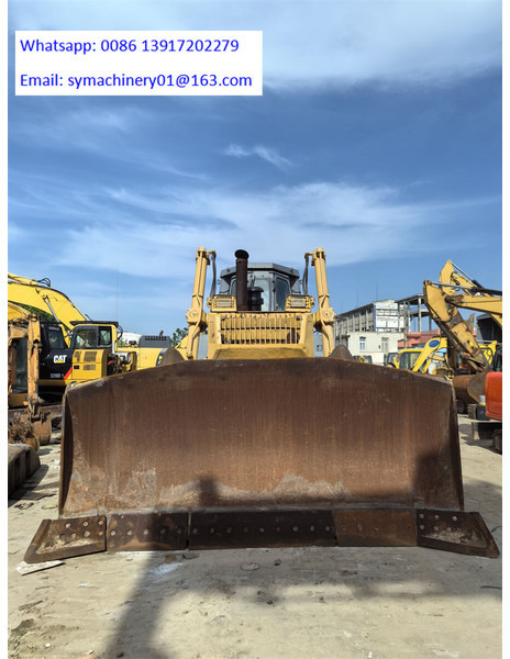 Komatsu D155AX-5 - Buldožer: slika Komatsu D155AX-5 - Buldožer Komatsu D155AX-5 - Buldožer: slika Komatsu D155AX-5 - Buldožer
