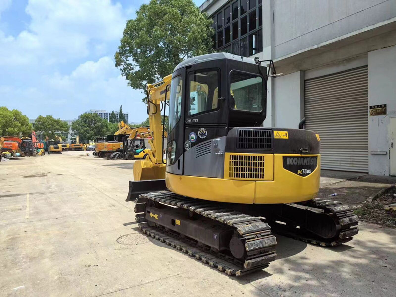 Komatsu PC78US-6 - Bager gusjeničar: slika Komatsu PC78US-6 - Bager gusjeničar Komatsu PC78US-6 - Bager gusjeničar: slika Komatsu PC78US-6 - Bager gusjeničar