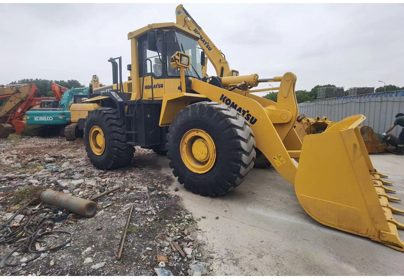 Komatsu WA470-3 - Utovarivač na kotačima: slika Komatsu WA470-3 - Utovarivač na kotačima Komatsu WA470-3 - Utovarivač na kotačima: slika Komatsu WA470-3 - Utovarivač na kotačima