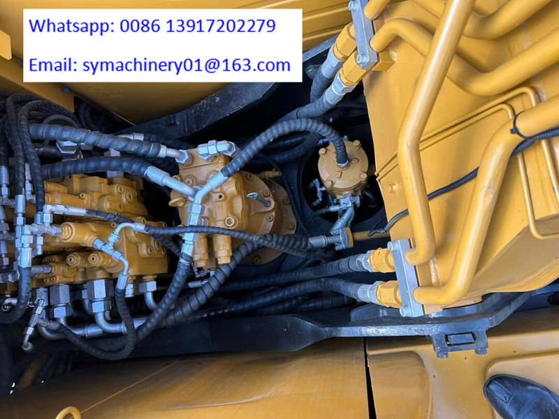 Bager gusjeničar Sany SY135C: slika Bager gusjeničar Sany SY135C