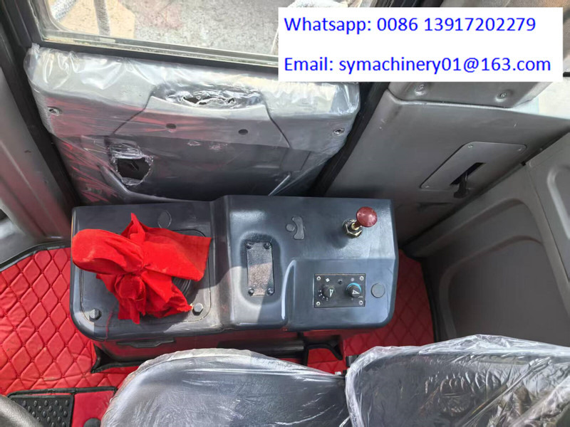 Utovarivač na kotačima XCMG ZL50CN: slika Utovarivač na kotačima XCMG ZL50CN