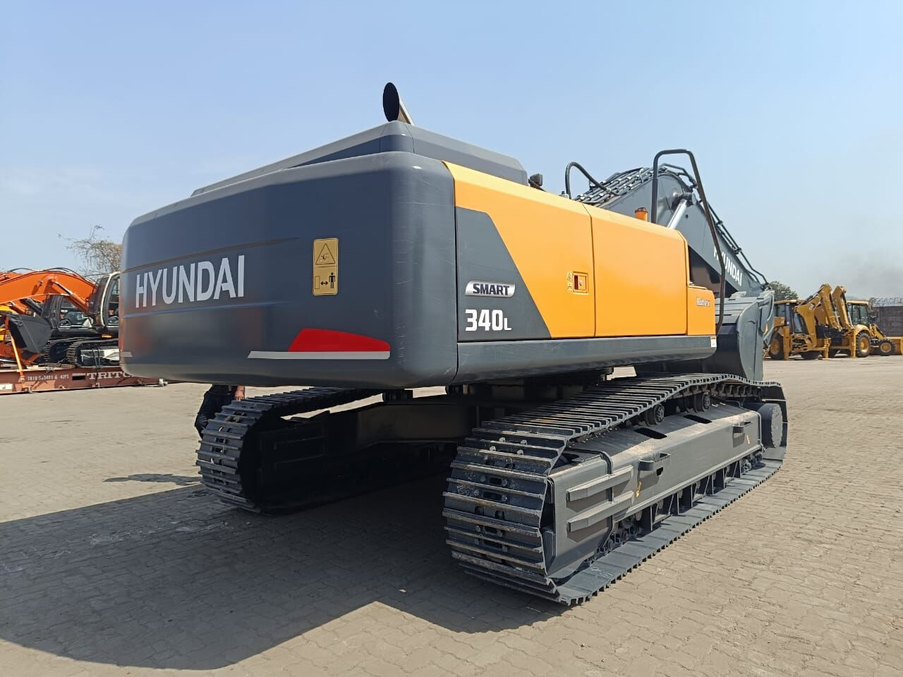 New Hyundai R340 tracked excavator - Bager gusjeničar: slika New Hyundai R340 tracked excavator - Bager gusjeničar New Hyundai R340 tracked excavator - Bager gusjeničar: slika New Hyundai R340 tracked excavator - Bager gusjeničar