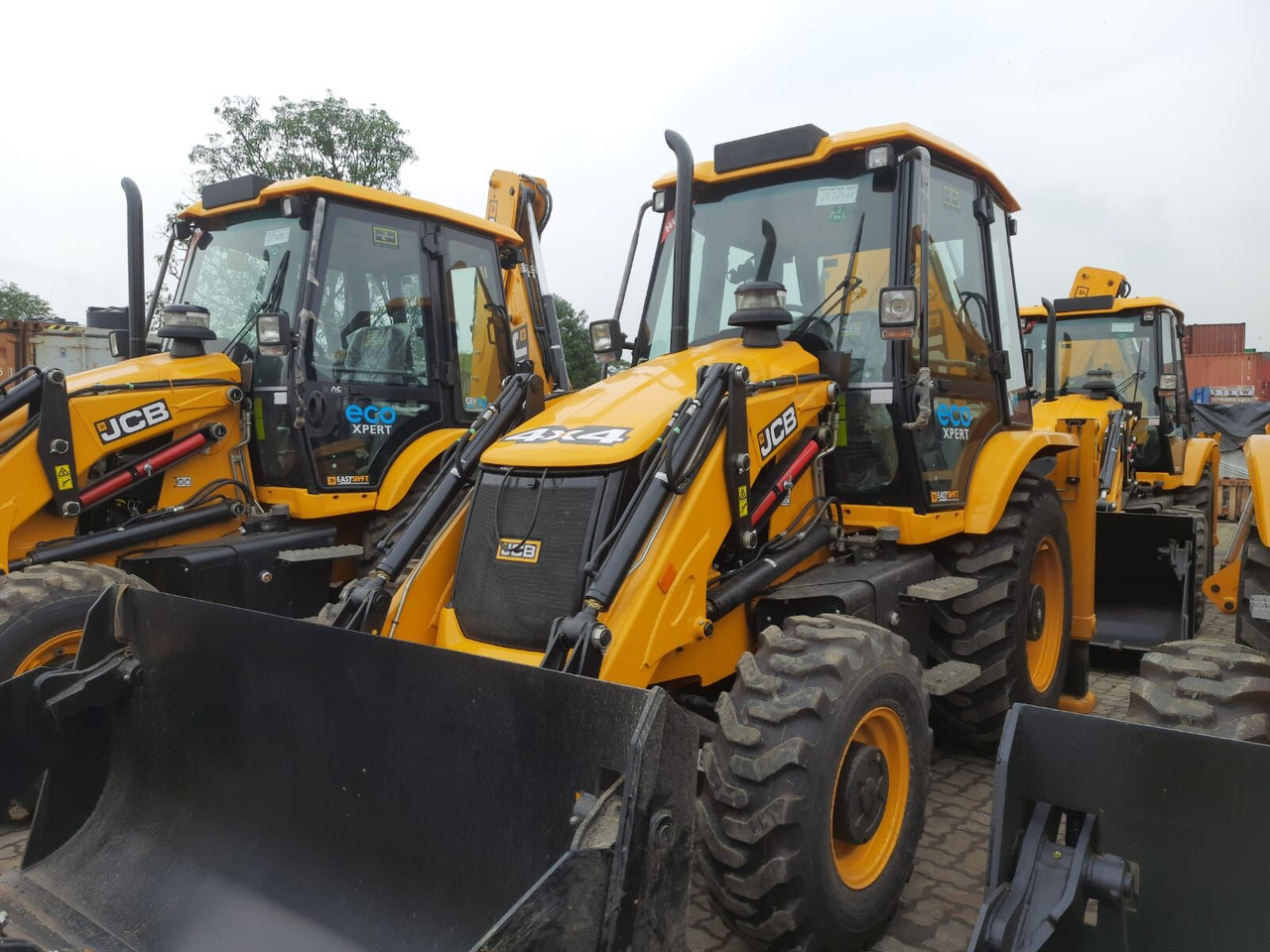 New JCB 3DX SUPER backhoe loader - Rovokopač-utovarivač: slika New JCB 3DX SUPER backhoe loader - Rovokopač-utovarivač New JCB 3DX SUPER backhoe loader - Rovokopač-utovarivač: slika New JCB 3DX SUPER backhoe loader - Rovokopač-utovarivač