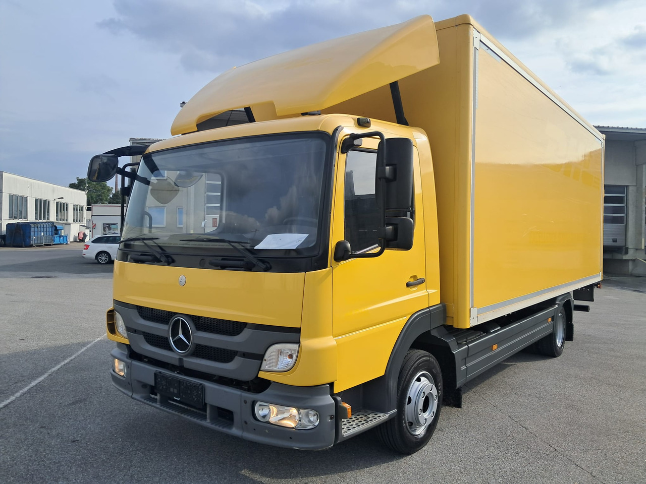 MERCEDES-BENZ ATEGO 8 16 Koffer mit LBW | Schalter | EZ 2013 - Kamion sandučar: slika MERCEDES-BENZ ATEGO 8 16 Koffer mit LBW | Schalter | EZ 2013 - Kamion sandučar MERCEDES-BENZ ATEGO 8 16 Koffer mit LBW | Schalter | EZ 2013 - Kamion sandučar: slika MERCEDES-BENZ ATEGO 8 16 Koffer mit LBW | Schalter | EZ 2013 - Kamion sandučar
