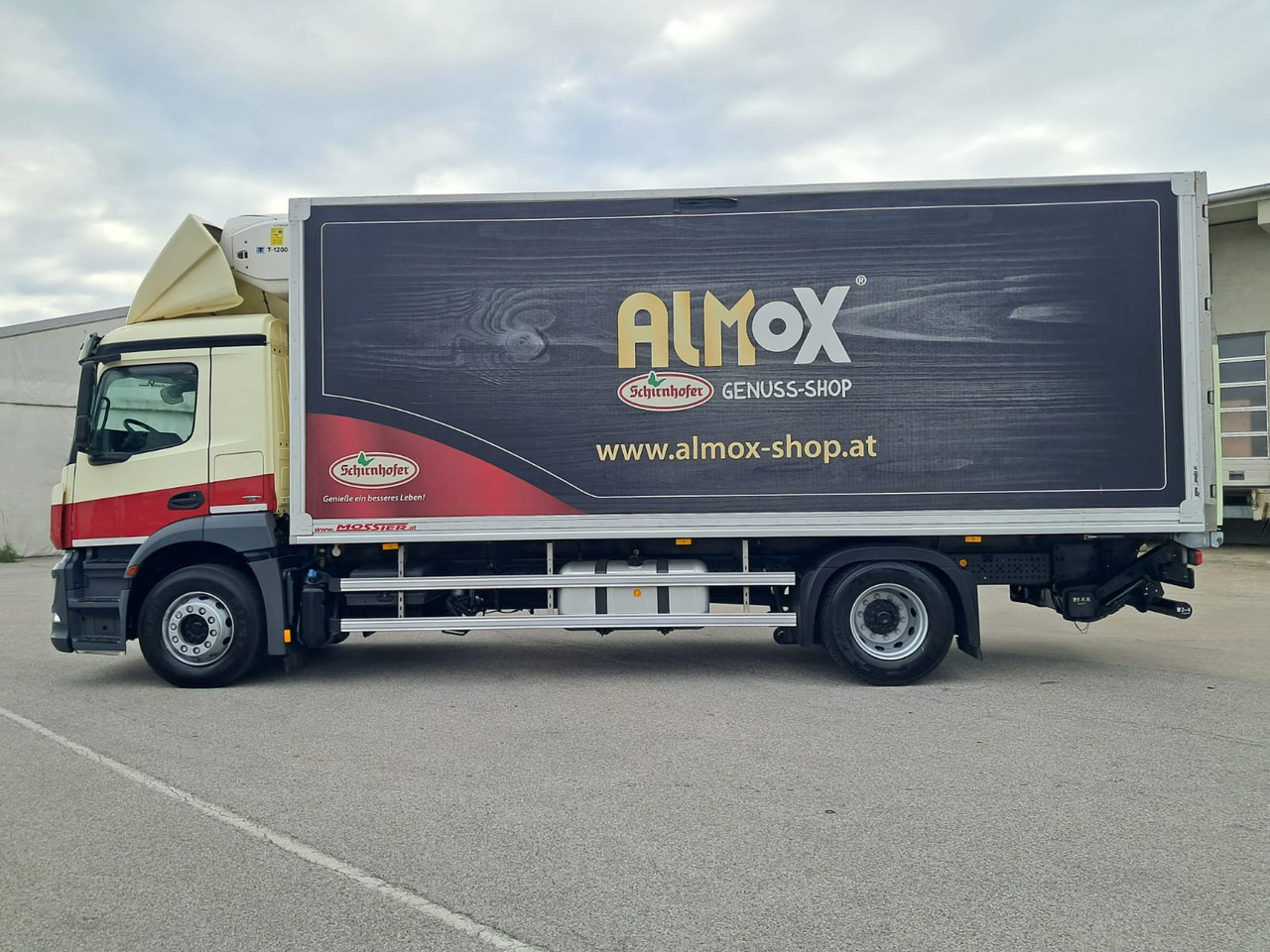 MERCEDES-BENZ Antos 1833 Kühlkoffer LBW | Standheizung | Euro 6 - Kamion hladnjača: slika MERCEDES-BENZ Antos 1833 Kühlkoffer LBW | Standheizung | Euro 6 - Kamion hladnjača MERCEDES-BENZ Antos 1833 Kühlkoffer LBW | Standheizung | Euro 6 - Kamion hladnjača: slika MERCEDES-BENZ Antos 1833 Kühlkoffer LBW | Standheizung | Euro 6 - Kamion hladnjača