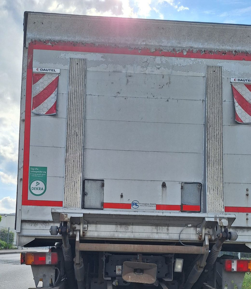 MAN 18320 Top Zustand Klima - Kamion s ceradom: slika MAN 18320 Top Zustand Klima - Kamion s ceradom MAN 18320 Top Zustand Klima - Kamion s ceradom: slika MAN 18320 Top Zustand Klima - Kamion s ceradom