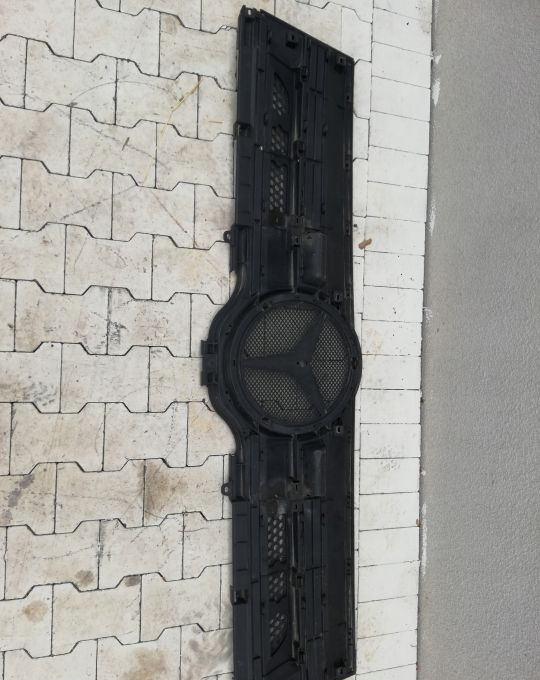 ATRAPA GRILL MERCEDES ACTROS MP4 ORYGINAŁ - Rešetka za Kamion: slika ATRAPA GRILL MERCEDES ACTROS MP4 ORYGINAŁ - Rešetka za Kamion ATRAPA GRILL MERCEDES ACTROS MP4 ORYGINAŁ - Rešetka za Kamion: slika ATRAPA GRILL MERCEDES ACTROS MP4 ORYGINAŁ - Rešetka za Kamion