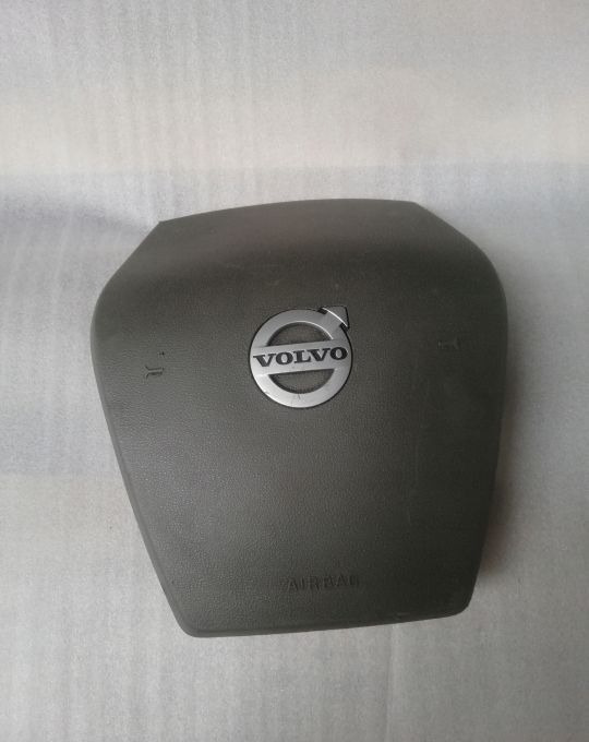Air bag VOLVO FH4 - Volan za Kamion: slika Air bag VOLVO FH4 - Volan za Kamion Air bag VOLVO FH4 - Volan za Kamion: slika Air bag VOLVO FH4 - Volan za Kamion