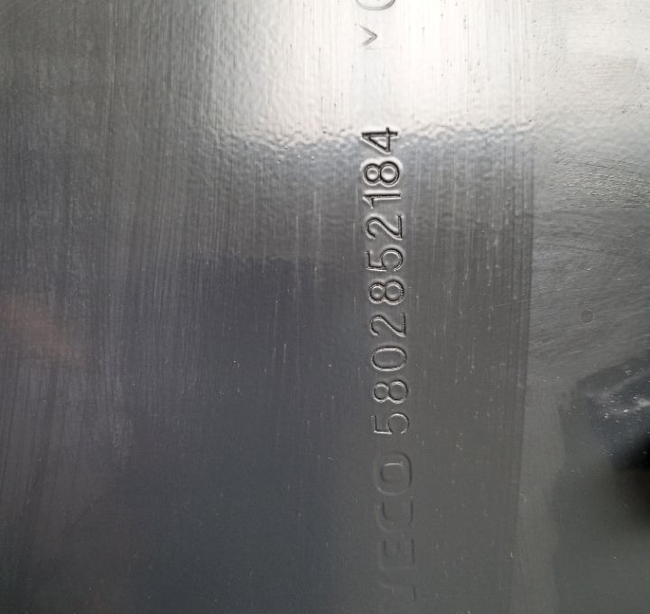Novi Branik za Dostavno vozilo BELKA ZDERZAKA IVECO DAILY NM. 5802852184: slika Novi Branik za Dostavno vozilo BELKA ZDERZAKA IVECO DAILY NM. 5802852184