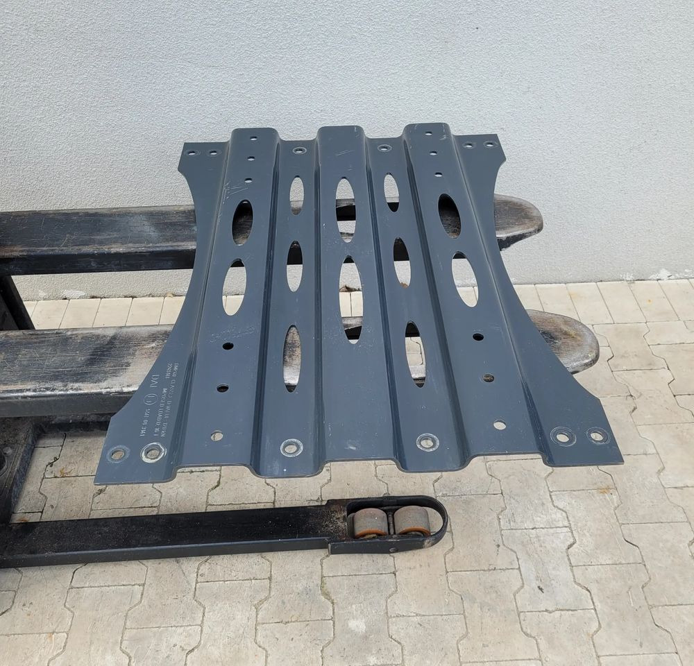 BLACHA SIODLA DAF XG XF NM. 2245141 - Sedlo za Kamion: slika BLACHA SIODLA DAF XG XF NM. 2245141 - Sedlo za Kamion BLACHA SIODLA DAF XG XF NM. 2245141 - Sedlo za Kamion: slika BLACHA SIODLA DAF XG XF NM. 2245141 - Sedlo za Kamion