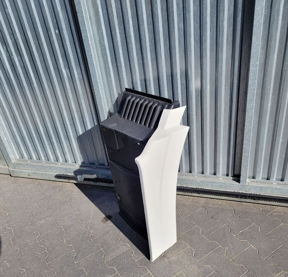 BŁOTNIK MAN TGX 3 81.61210-0906 Rh - Blatobran za Kamion: slika BŁOTNIK MAN TGX 3 81.61210-0906 Rh - Blatobran za Kamion BŁOTNIK MAN TGX 3 81.61210-0906 Rh - Blatobran za Kamion: slika BŁOTNIK MAN TGX 3 81.61210-0906 Rh - Blatobran za Kamion