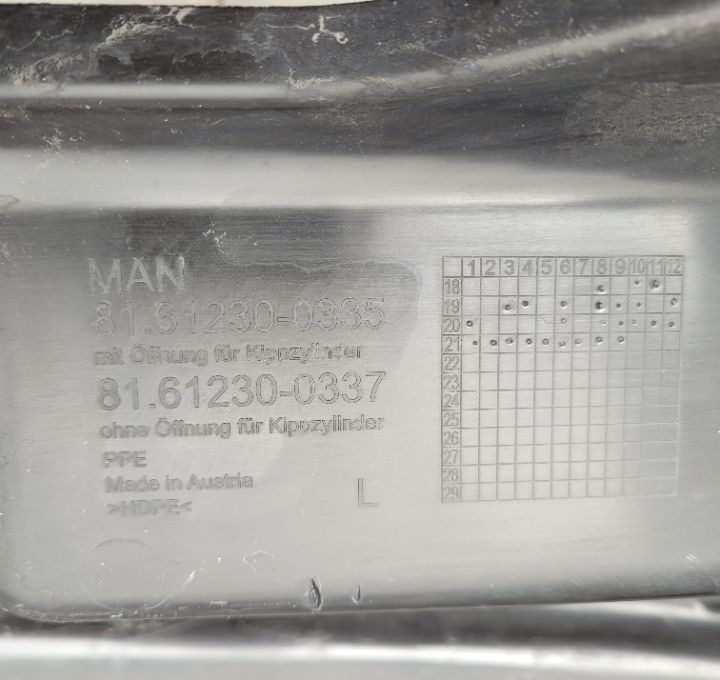 BLOTNIK MAN TGX 3 NM. LH 81.61230-0335 ORYGINAŁ - Blatobran za Kamion: slika BLOTNIK MAN TGX 3 NM. LH 81.61230-0335 ORYGINAŁ - Blatobran za Kamion BLOTNIK MAN TGX 3 NM. LH 81.61230-0335 ORYGINAŁ - Blatobran za Kamion: slika BLOTNIK MAN TGX 3 NM. LH 81.61230-0335 ORYGINAŁ - Blatobran za Kamion