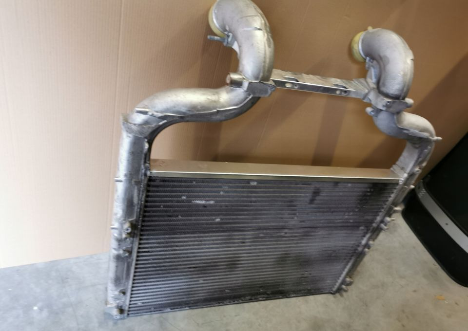 CHŁODNICA INTERCOOLER DAF XF 106 MAHLE 2125897 - Međuhladnjak: slika CHŁODNICA INTERCOOLER DAF XF 106 MAHLE 2125897 - Međuhladnjak CHŁODNICA INTERCOOLER DAF XF 106 MAHLE 2125897 - Međuhladnjak: slika CHŁODNICA INTERCOOLER DAF XF 106 MAHLE 2125897 - Međuhladnjak