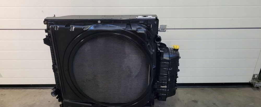 CHLODNICE MAN TGX E6 SZCZELNE ORYGINAŁ 90cm. - Hladnjak za Kamion: slika CHLODNICE MAN TGX E6 SZCZELNE ORYGINAŁ 90cm. - Hladnjak za Kamion CHLODNICE MAN TGX E6 SZCZELNE ORYGINAŁ 90cm. - Hladnjak za Kamion: slika CHLODNICE MAN TGX E6 SZCZELNE ORYGINAŁ 90cm. - Hladnjak za Kamion