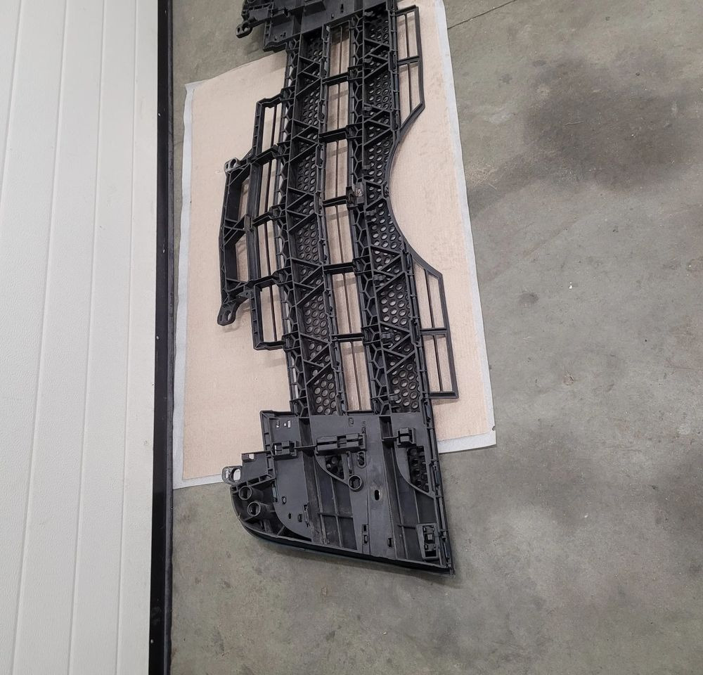 GRILL MERCEDES ACTROS MP4 ORYGINAŁ - Rešetka za Kamion: slika GRILL MERCEDES ACTROS MP4 ORYGINAŁ - Rešetka za Kamion GRILL MERCEDES ACTROS MP4 ORYGINAŁ - Rešetka za Kamion: slika GRILL MERCEDES ACTROS MP4 ORYGINAŁ - Rešetka za Kamion