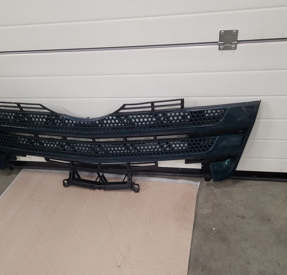 GRILL MERCEDES ACTROS MP4 ORYGINAŁ - Rešetka za Kamion: slika GRILL MERCEDES ACTROS MP4 ORYGINAŁ - Rešetka za Kamion GRILL MERCEDES ACTROS MP4 ORYGINAŁ - Rešetka za Kamion: slika GRILL MERCEDES ACTROS MP4 ORYGINAŁ - Rešetka za Kamion