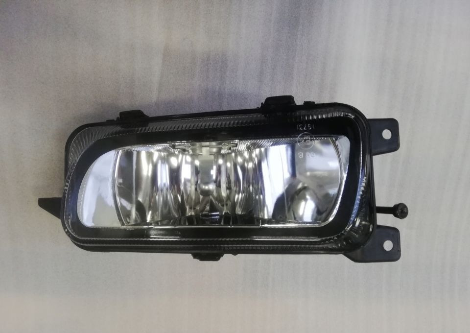 HALOGEN MERCEDES ACTROS MP3 MP3 LH - Prednja svjetla za Kamion: slika HALOGEN MERCEDES ACTROS MP3 MP3 LH - Prednja svjetla za Kamion HALOGEN MERCEDES ACTROS MP3 MP3 LH - Prednja svjetla za Kamion: slika HALOGEN MERCEDES ACTROS MP3 MP3 LH - Prednja svjetla za Kamion