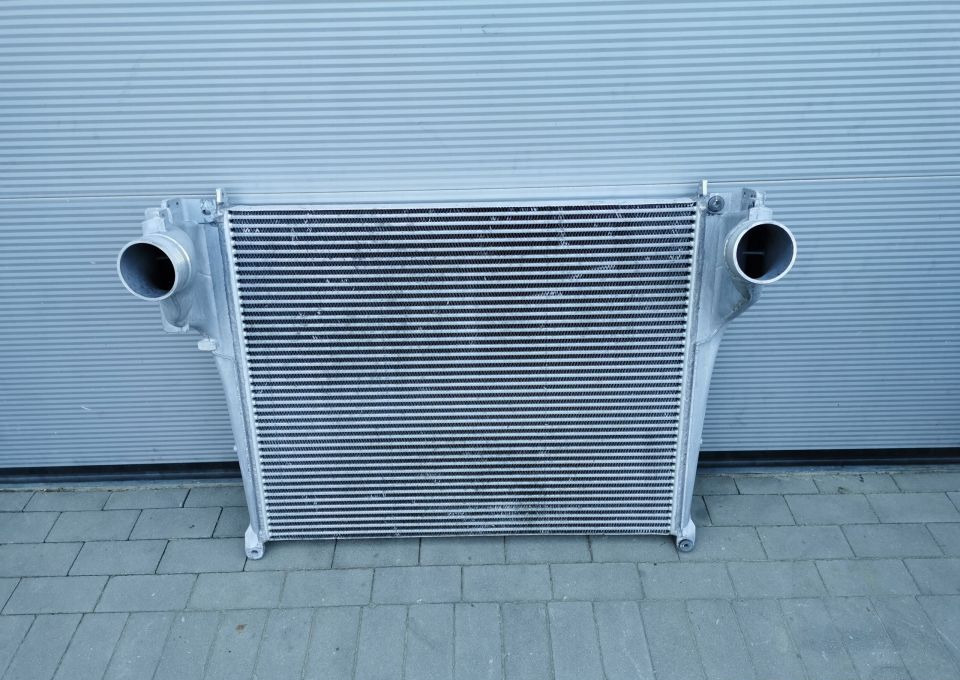 INTERCOOLER MERCREES ACTROS MP4 A9605000002 - Međuhladnjak: slika INTERCOOLER MERCREES ACTROS MP4 A9605000002 - Međuhladnjak INTERCOOLER MERCREES ACTROS MP4 A9605000002 - Međuhladnjak: slika INTERCOOLER MERCREES ACTROS MP4 A9605000002 - Međuhladnjak