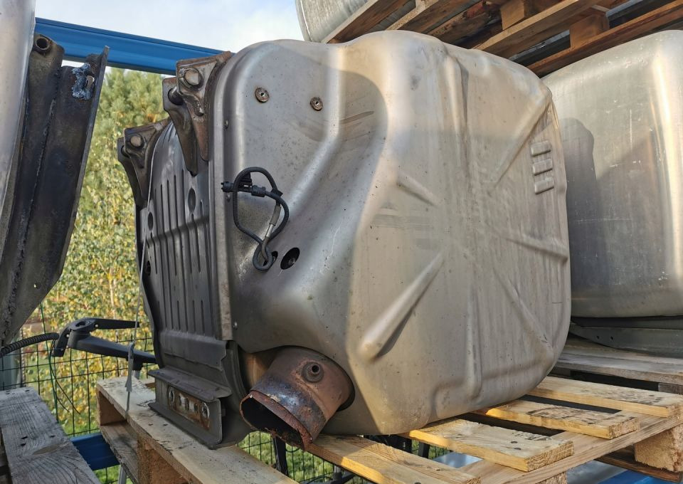KATALIZATOR IVECO STRALIS HI WAY EURO6 - Katalizator: slika KATALIZATOR IVECO STRALIS HI WAY EURO6 - Katalizator KATALIZATOR IVECO STRALIS HI WAY EURO6 - Katalizator: slika KATALIZATOR IVECO STRALIS HI WAY EURO6 - Katalizator