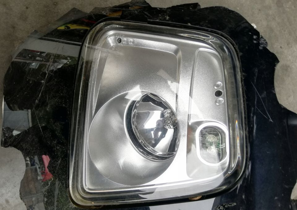 LAMPA HALOGEN VOLVO FH4 FH 4 FM RH ORYGINAŁ - Prednja svjetla za Kamion: slika LAMPA HALOGEN VOLVO FH4 FH 4 FM RH ORYGINAŁ - Prednja svjetla za Kamion LAMPA HALOGEN VOLVO FH4 FH 4 FM RH ORYGINAŁ - Prednja svjetla za Kamion: slika LAMPA HALOGEN VOLVO FH4 FH 4 FM RH ORYGINAŁ - Prednja svjetla za Kamion