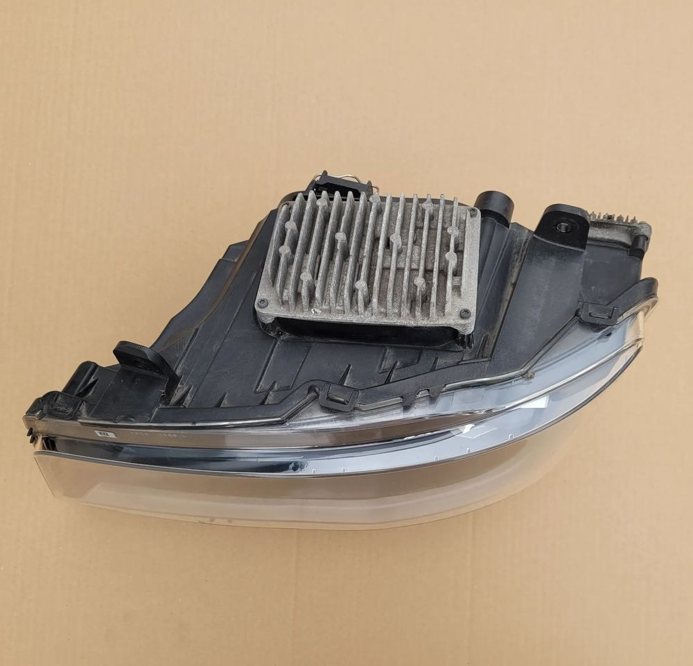 LAMPA LED MAN TG3 TGX NM ORYGINAŁ 81.25101-6821 LEWA CHWALIM116 - Svjetla/ Rasvjeta za Kamion: slika LAMPA LED MAN TG3 TGX NM ORYGINAŁ 81.25101-6821 LEWA CHWALIM116 - Svjetla/ Rasvjeta za Kamion LAMPA LED MAN TG3 TGX NM ORYGINAŁ 81.25101-6821 LEWA CHWALIM116 - Svjetla/ Rasvjeta za Kamion: slika LAMPA LED MAN TG3 TGX NM ORYGINAŁ 81.25101-6821 LEWA CHWALIM116 - Svjetla/ Rasvjeta za Kamion