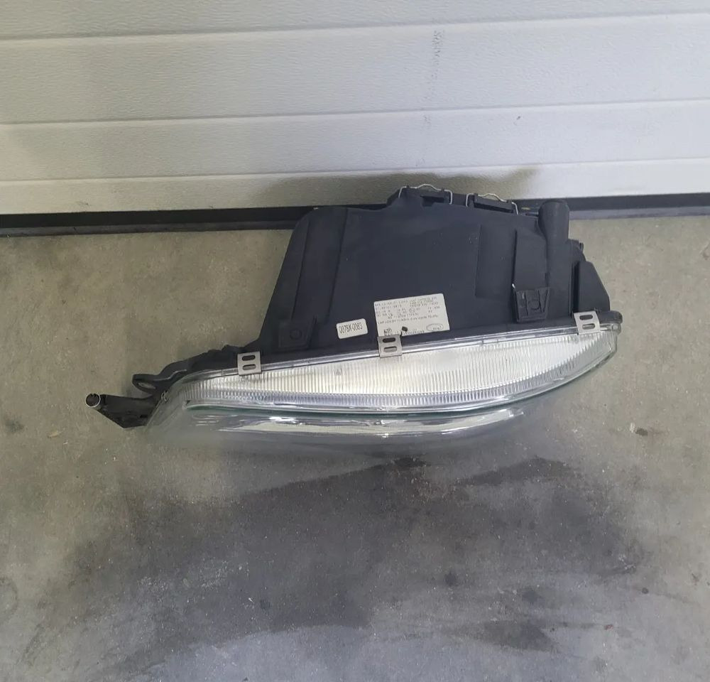 LAMPA XENON MAN TGX LH.81.25101-6515 - Svjetla/ Rasvjeta za Kamion: slika LAMPA XENON MAN TGX LH.81.25101-6515 - Svjetla/ Rasvjeta za Kamion LAMPA XENON MAN TGX LH.81.25101-6515 - Svjetla/ Rasvjeta za Kamion: slika LAMPA XENON MAN TGX LH.81.25101-6515 - Svjetla/ Rasvjeta za Kamion