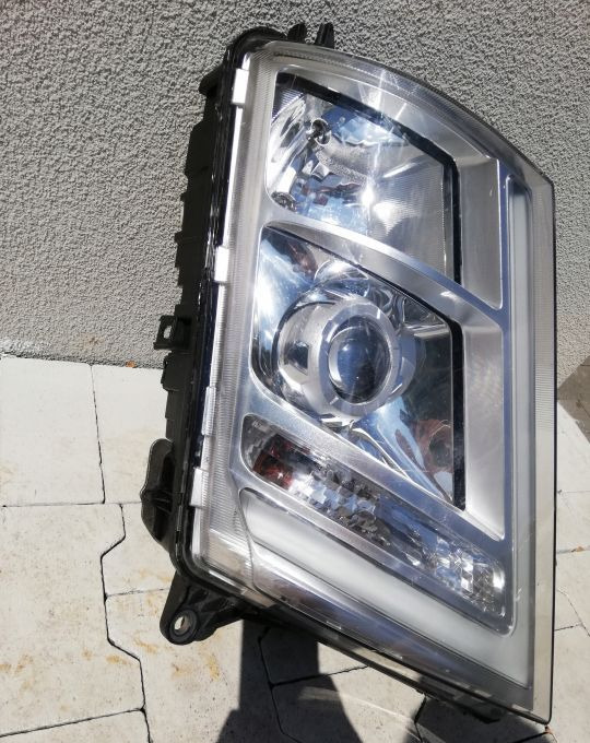 LAMPA XENON VOLVO FH4 FH 4 FM RH ORYGINAŁ - Prednja svjetla za Kamion: slika LAMPA XENON VOLVO FH4 FH 4 FM RH ORYGINAŁ - Prednja svjetla za Kamion LAMPA XENON VOLVO FH4 FH 4 FM RH ORYGINAŁ - Prednja svjetla za Kamion: slika LAMPA XENON VOLVO FH4 FH 4 FM RH ORYGINAŁ - Prednja svjetla za Kamion