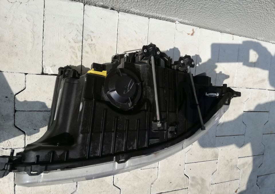 Lampy MERCEDES ACTROS Mp4 Antos ORYGINAŁ - Prednja svjetla za Kamion: slika Lampy MERCEDES ACTROS Mp4 Antos ORYGINAŁ - Prednja svjetla za Kamion Lampy MERCEDES ACTROS Mp4 Antos ORYGINAŁ - Prednja svjetla za Kamion: slika Lampy MERCEDES ACTROS Mp4 Antos ORYGINAŁ - Prednja svjetla za Kamion