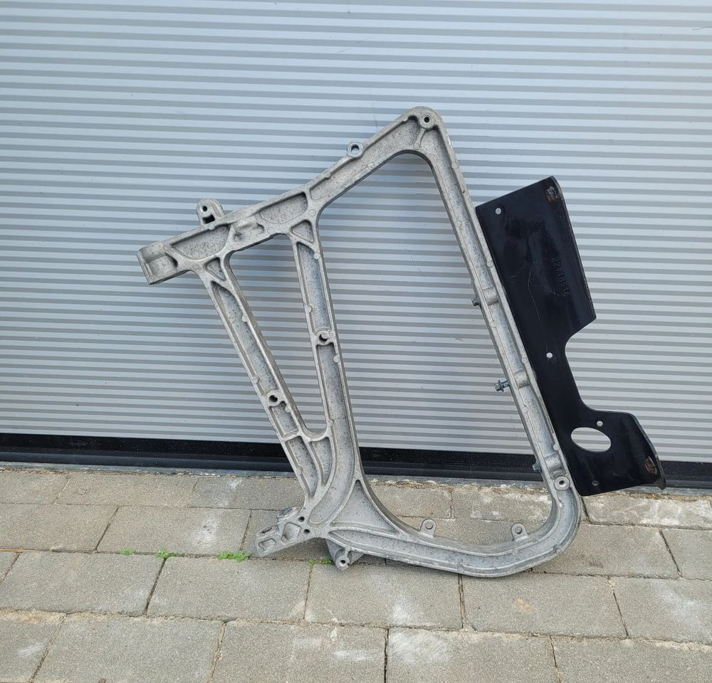 MOCOWANIE BLOTNIKA VOLVO FH4 FH5 21887348 CHWALIM116 - Blatobran za Kamion: slika MOCOWANIE BLOTNIKA VOLVO FH4 FH5 21887348 CHWALIM116 - Blatobran za Kamion MOCOWANIE BLOTNIKA VOLVO FH4 FH5 21887348 CHWALIM116 - Blatobran za Kamion: slika MOCOWANIE BLOTNIKA VOLVO FH4 FH5 21887348 CHWALIM116 - Blatobran za Kamion