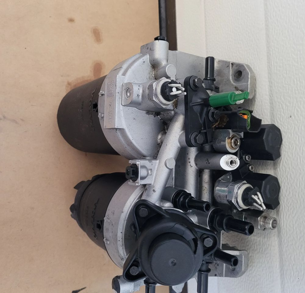 PODSTAWA FILTRA PALIWA VOLVO FH4 ORYGINAŁ 24137484 CHWALIM116 - Filter goriva za Kamion: slika PODSTAWA FILTRA PALIWA VOLVO FH4 ORYGINAŁ 24137484 CHWALIM116 - Filter goriva za Kamion PODSTAWA FILTRA PALIWA VOLVO FH4 ORYGINAŁ 24137484 CHWALIM116 - Filter goriva za Kamion: slika PODSTAWA FILTRA PALIWA VOLVO FH4 ORYGINAŁ 24137484 CHWALIM116 - Filter goriva za Kamion