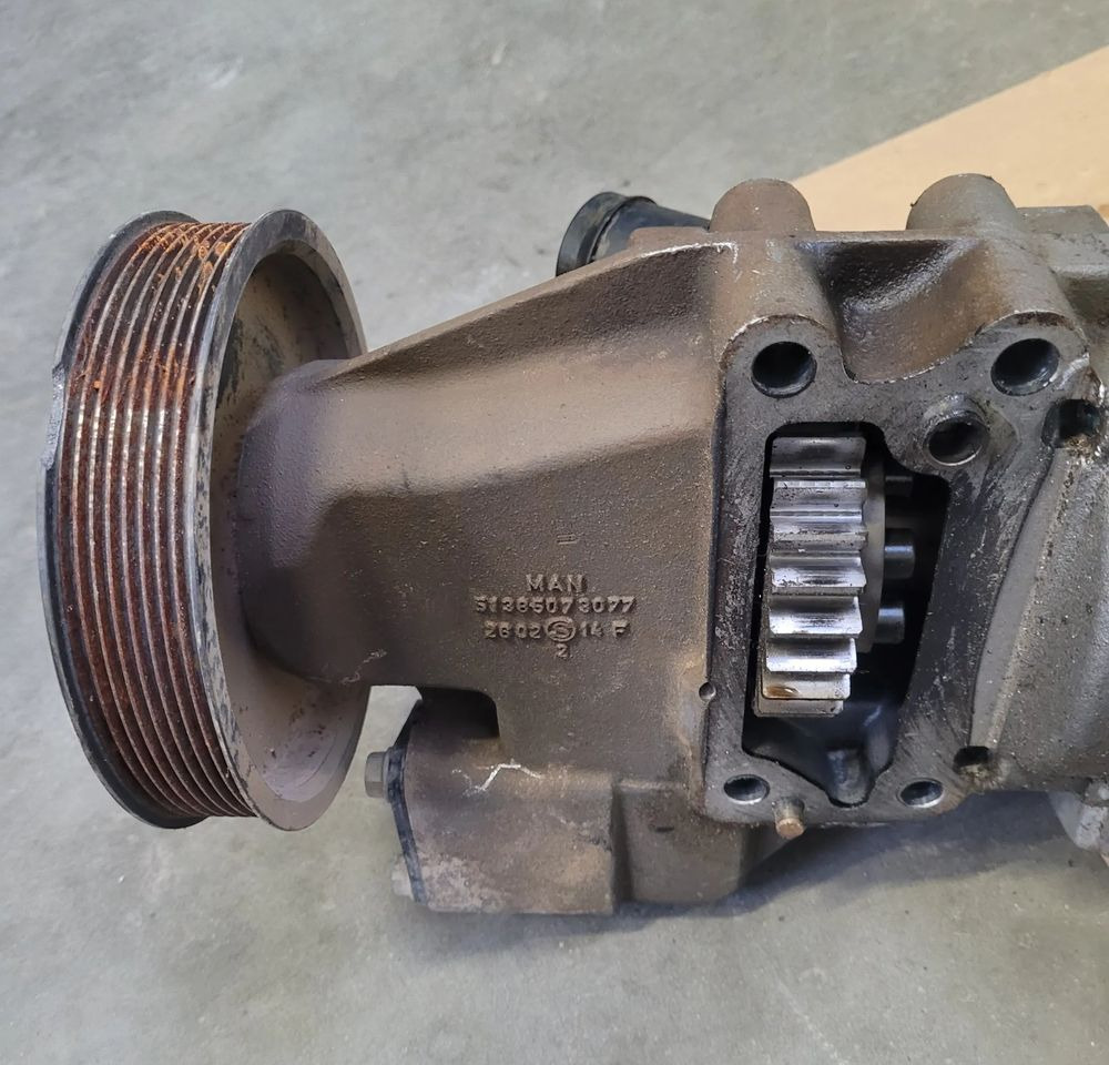 POMPA WTRYSKOWA MAN TGX TGS E6 51.11103-7845 CHWALIM116 - Pumpa goriva za Kamion: slika POMPA WTRYSKOWA MAN TGX TGS E6 51.11103-7845 CHWALIM116 - Pumpa goriva za Kamion POMPA WTRYSKOWA MAN TGX TGS E6 51.11103-7845 CHWALIM116 - Pumpa goriva za Kamion: slika POMPA WTRYSKOWA MAN TGX TGS E6 51.11103-7845 CHWALIM116 - Pumpa goriva za Kamion