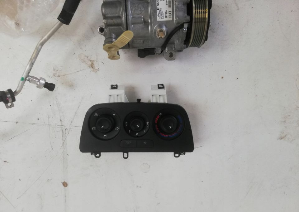 STEROWNIK NAGRZEWNICY FIAT DOBLO, COMBO - Grijanje/ Ventilacija za Dostavno vozilo: slika STEROWNIK NAGRZEWNICY FIAT DOBLO, COMBO - Grijanje/ Ventilacija za Dostavno vozilo STEROWNIK NAGRZEWNICY FIAT DOBLO, COMBO - Grijanje/ Ventilacija za Dostavno vozilo: slika STEROWNIK NAGRZEWNICY FIAT DOBLO, COMBO - Grijanje/ Ventilacija za Dostavno vozilo
