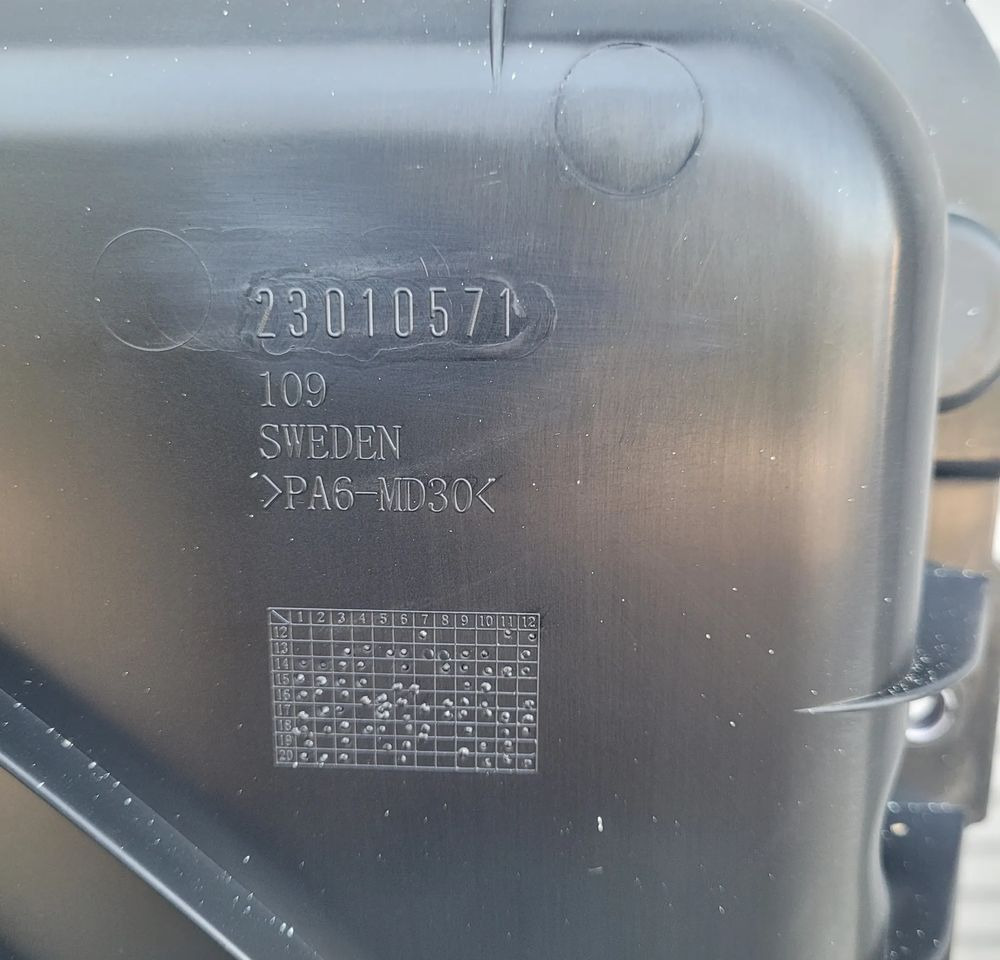 TUNEL OBUDOWA WENTYLATOR VOLVO FH4 FH5 NOWY ORYGINAŁ 23010571 - Sustav hlađenja za Kamion: slika TUNEL OBUDOWA WENTYLATOR VOLVO FH4 FH5 NOWY ORYGINAŁ 23010571 - Sustav hlađenja za Kamion TUNEL OBUDOWA WENTYLATOR VOLVO FH4 FH5 NOWY ORYGINAŁ 23010571 - Sustav hlađenja za Kamion: slika TUNEL OBUDOWA WENTYLATOR VOLVO FH4 FH5 NOWY ORYGINAŁ 23010571 - Sustav hlađenja za Kamion